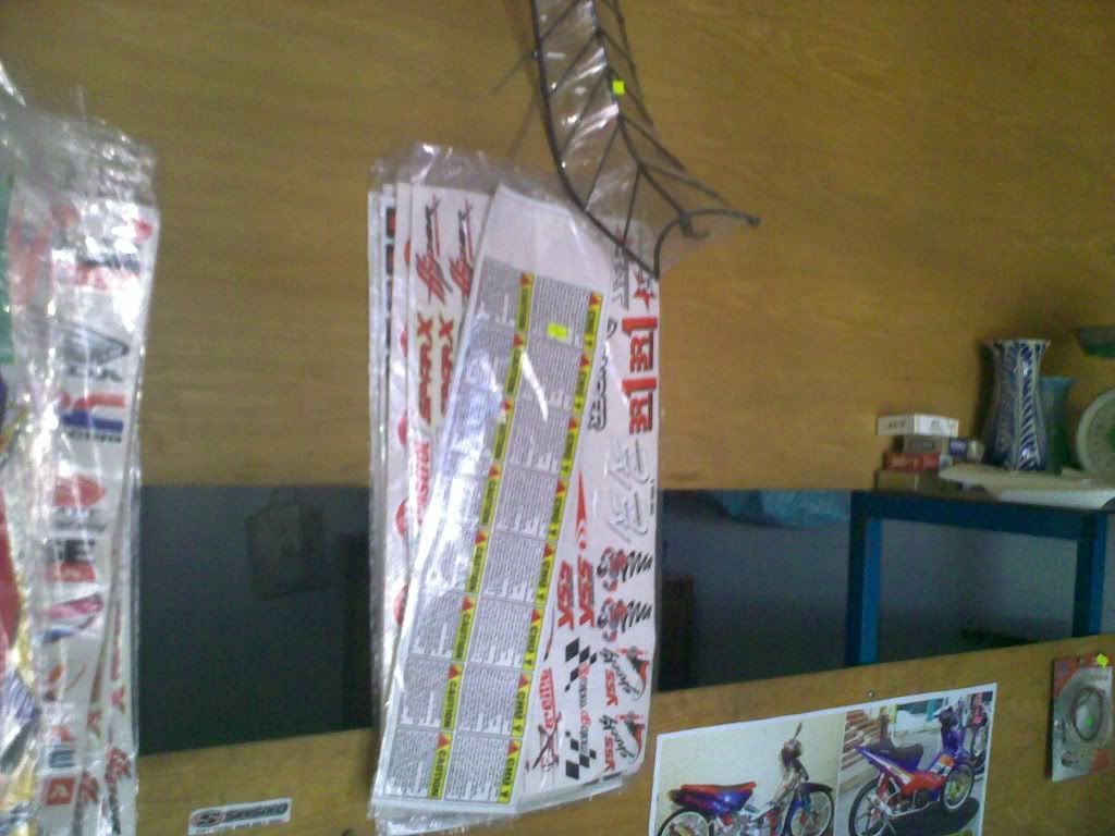 Khai trương quận 9 thủ đức chuyên sơn xe màu vi tính và phụ tùng xe