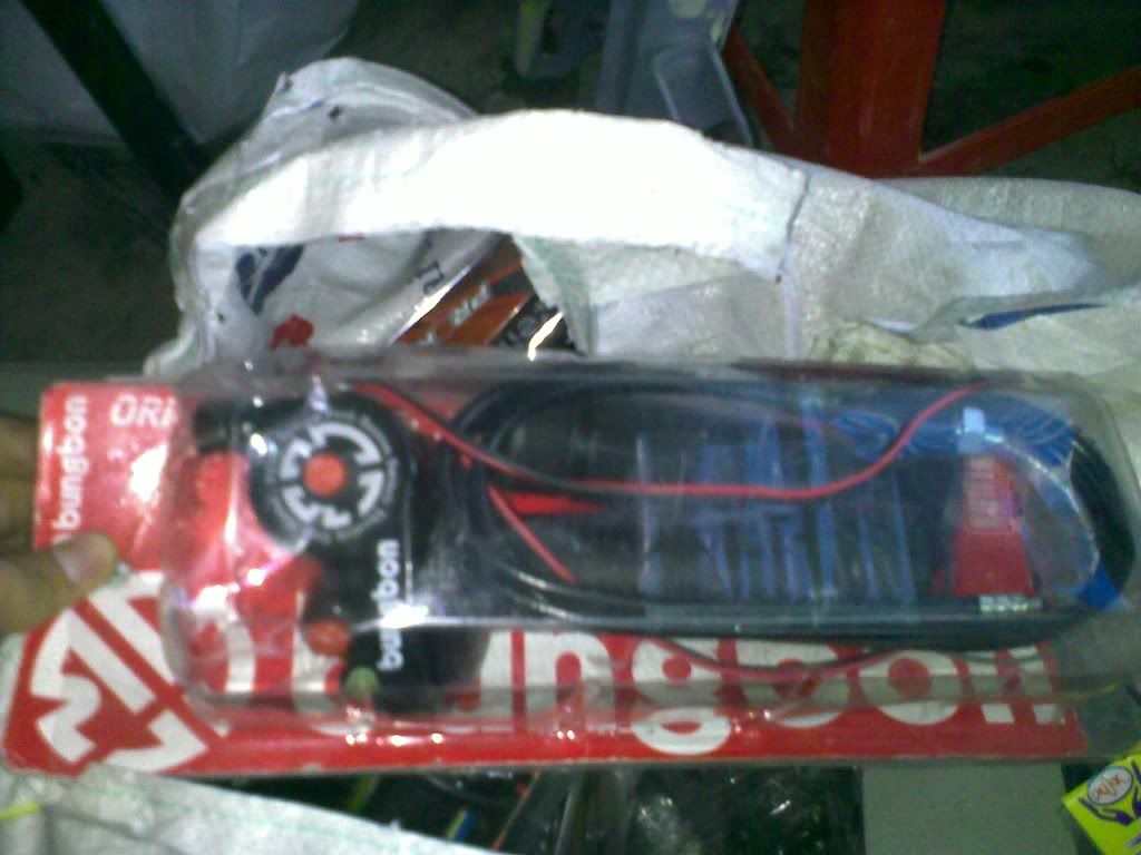 Khai trương quận 9 thủ đức chuyên sơn xe màu vi tính và phụ tùng xe