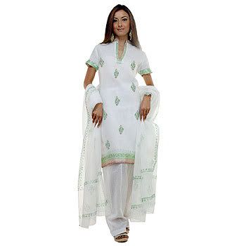 readytowear salwar kameez 29?t1218114071 - dress of the day 14 August 08