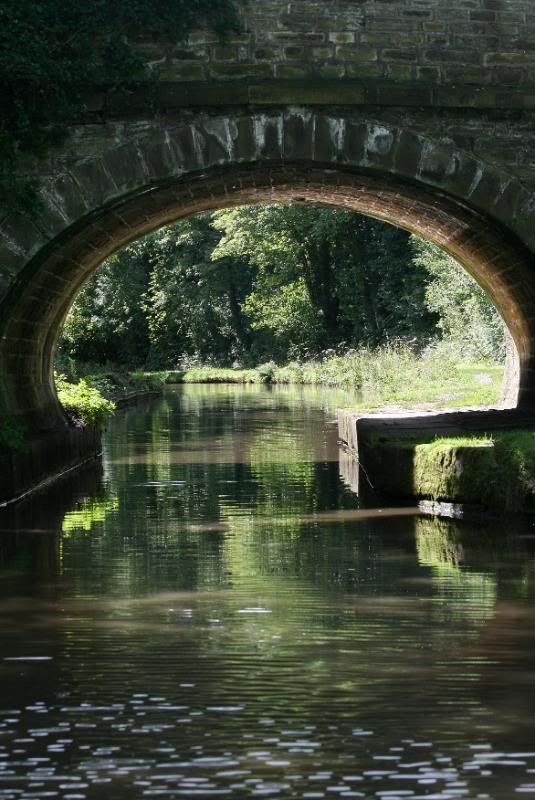 MacclesfieldCanal30.jpg