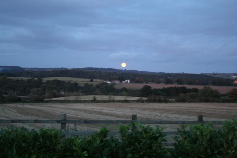 ThemoonovertheShorpshirecountryside.jpg