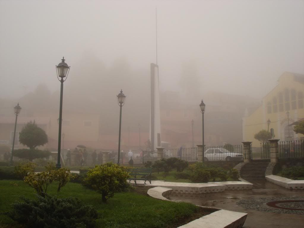 Neblina en Real Del Monte, Hidalgo, México (fotos propias) Neblina en Real Del Monte, Hidalgo, México (fotos propias)