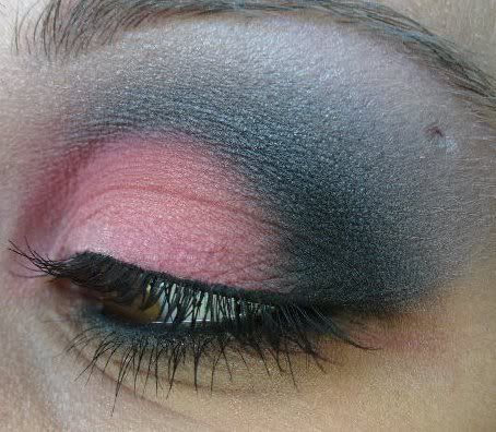 7-19-08makeupcrop1.jpg