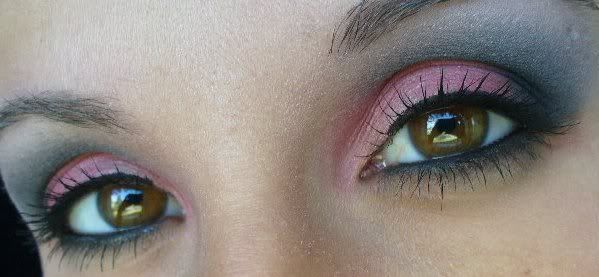 7-19-08makeupcrop2.jpg