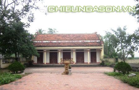 Đình làng Trung Điền, nơi lưu giữ và ghi danh những người đỗ đạt cao và có công đóng góp xây dựng quê hương