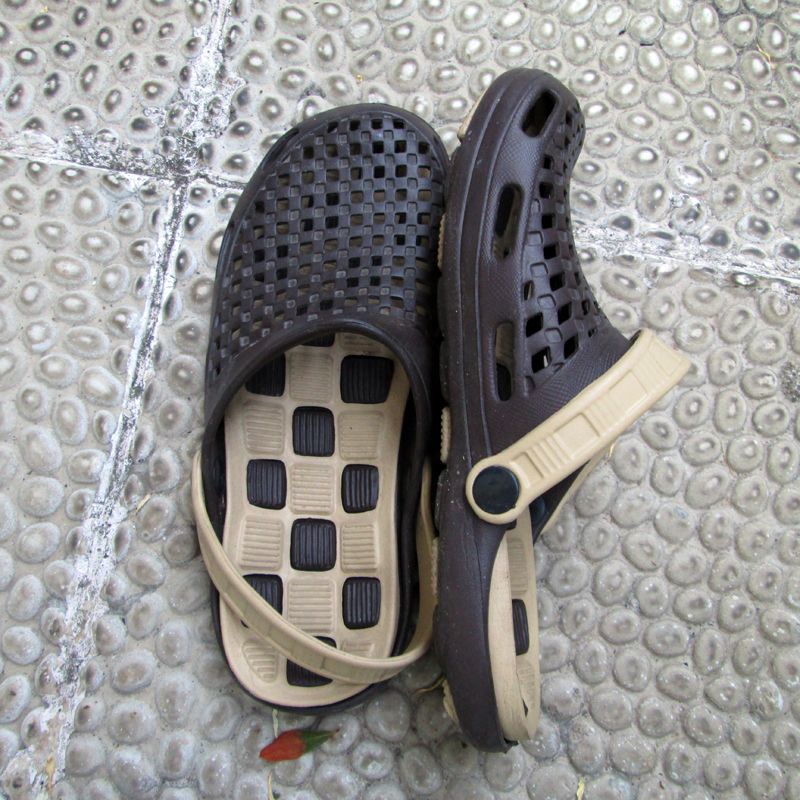 Giày Asia số 41 - 1