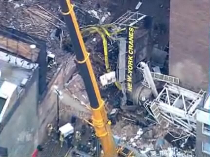 cranecollapse.jpg