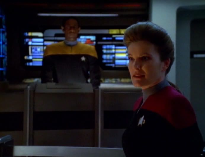 JanewayTuvok.jpg