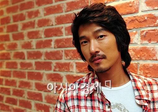 Jo Seung-woo’s “quiet” enlistment