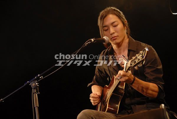 Kim Jae-wook in Japan