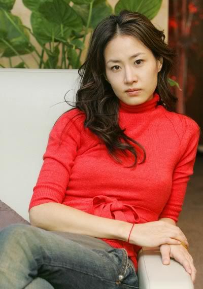 Shin Eun-kyung not responsible for ex-husband’s misdeeds
