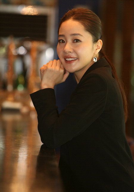 Eom Ji-won is the woman who wants to marry