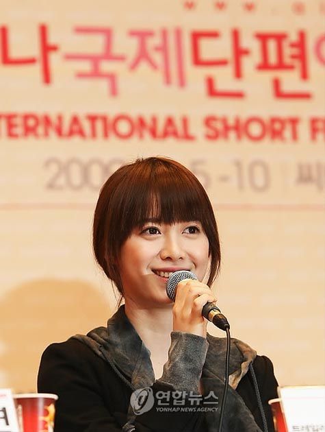 Gu Hye-sun directs a short for Asiana Film Fest