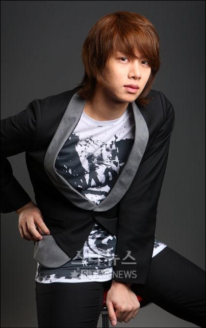 Kim Heechul: "I act, but Suju is my eternal home" » Dramabeans Korean