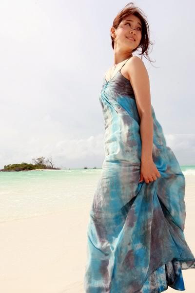 Park Shin-hye in New Caledonia