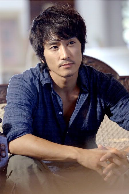 Song Seung-heon looks for his next role