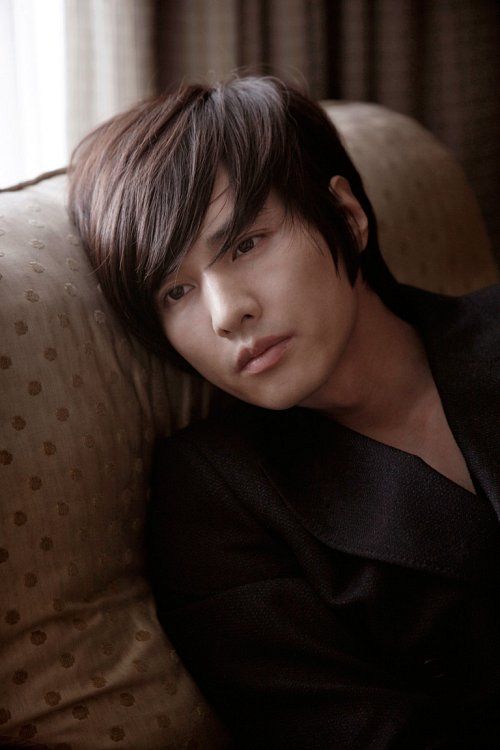 Won Bin is an ajusshi for his next film role