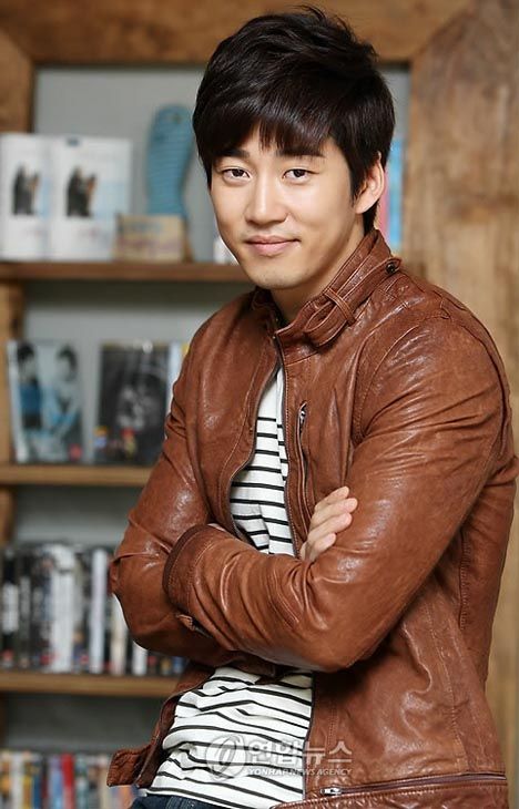 Yoon Kye-sang still crazy about acting