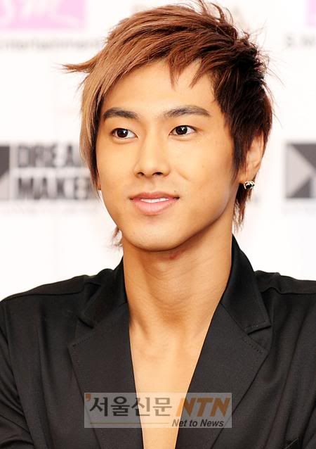 DBSK’s Yunho to make acting debut