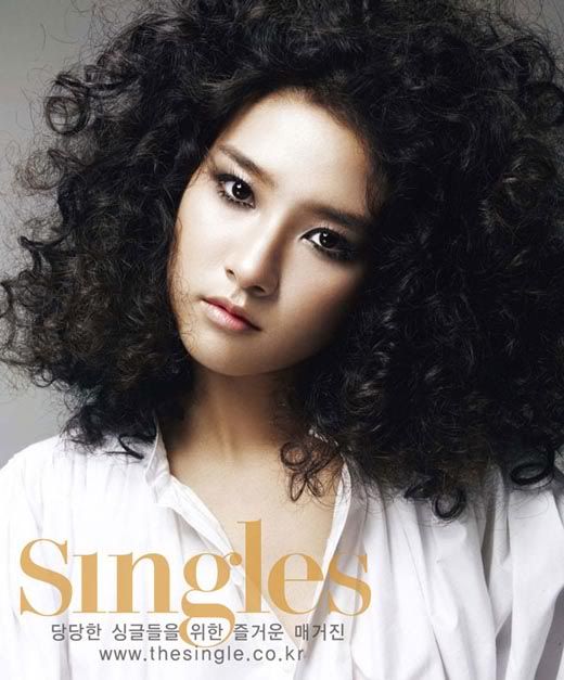 Kim So-eun in Singles and a new drama