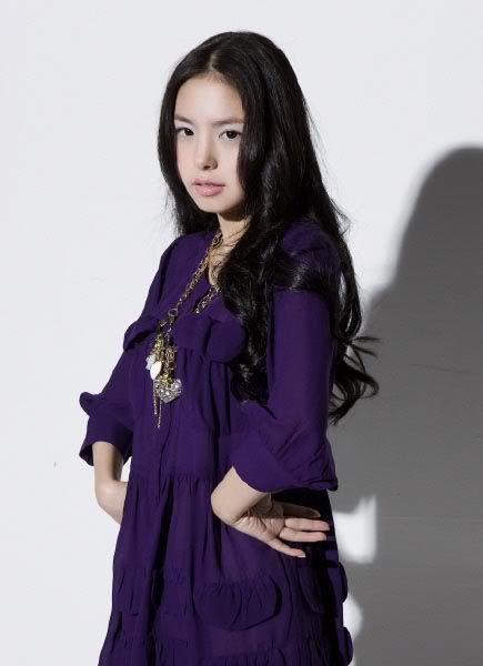 Min Hyo-rin takes to the ice