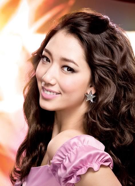 Park Shin-hye models for Etude House