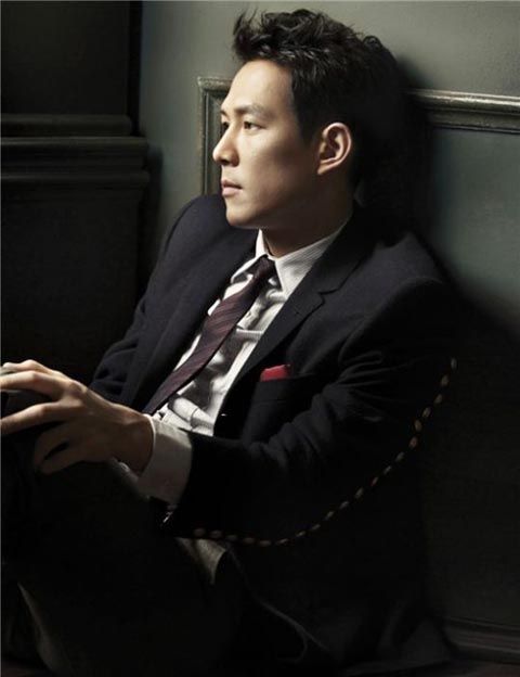 Lee Jung-jae gets sexy for new movie