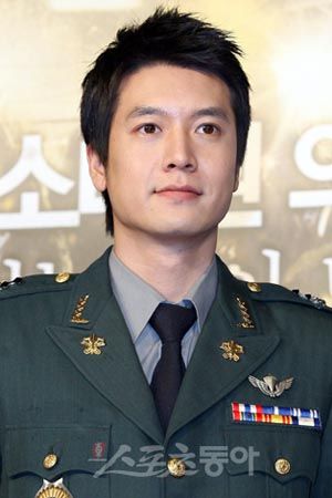jae hee and jo hyun-jae complete military service Â» dramabeans ...