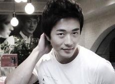Kwon Sang-woo considers new film project