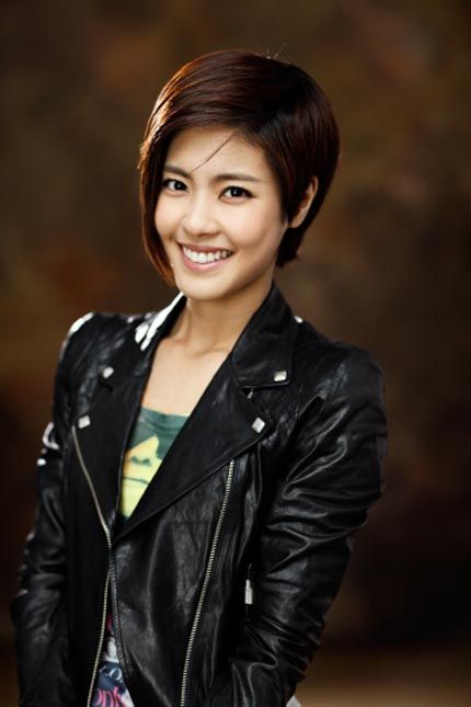 Lee Yoon-ji joins idol-laden cast of Dream High