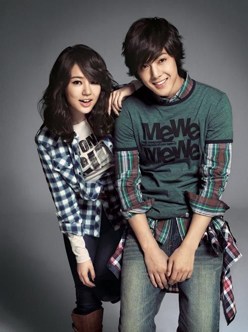 Yoon Eun-hye and Kim Hyun-joong in fall fashion