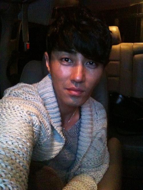Cha Seung-won shaves his cow mustache
