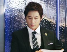 Chaebol heir Kang Ji-hwan in Lie To Me