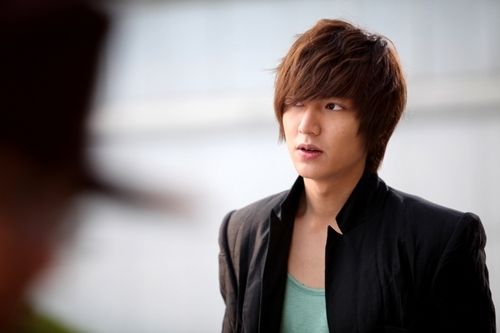 More Lee Min-ho photos from City Hunter