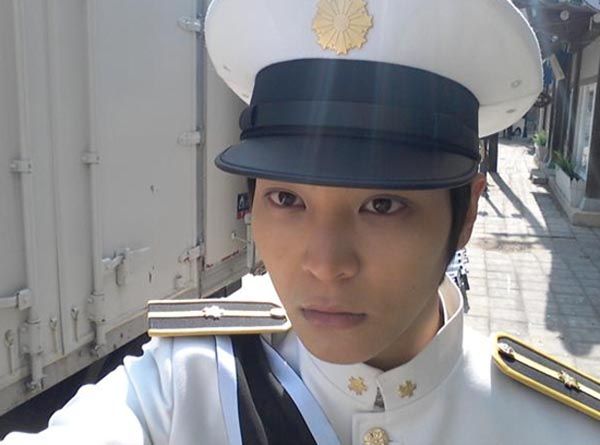 Joo-won tweets from set of Bridal Mask