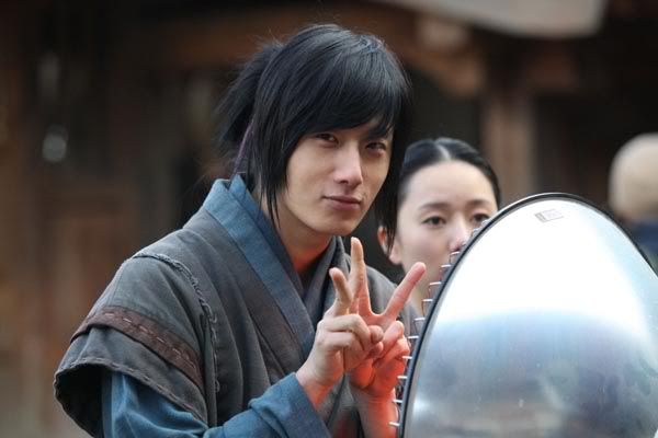 Production forces overworked Jung Il-woo to rest