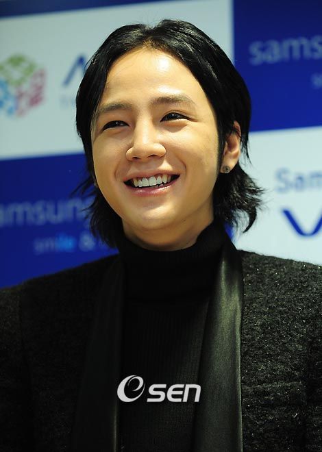 :  ( Jang Geun-seok 장근석 ).......,