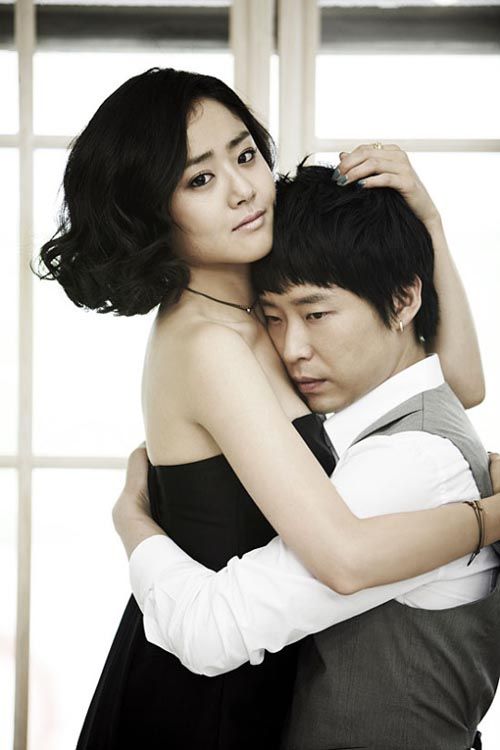 Moon Geun-young in the stage play Closer