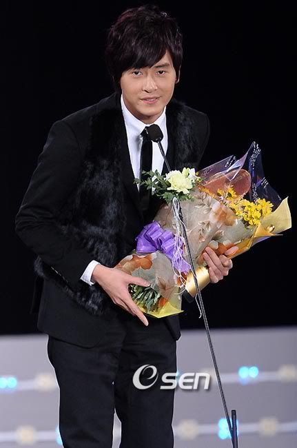 *// Asia Model Festival Awards,