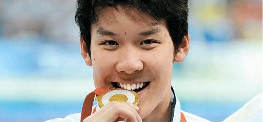 Swimmer Park Tae-hwan awash in congratulations