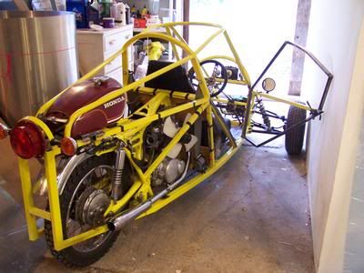 3 wheels and a motorcycle - Vehicle & Transportation