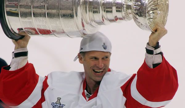 Dominik Hasek with the Stanley Cup~ Pictures, Images and Photos