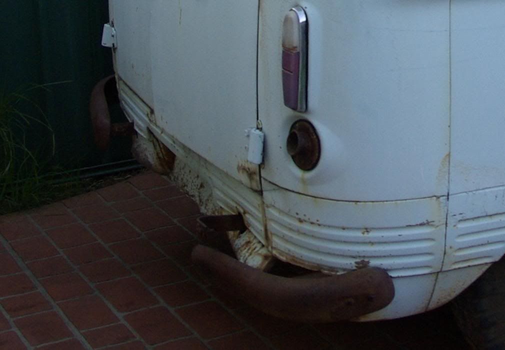 rearqldbus.jpg