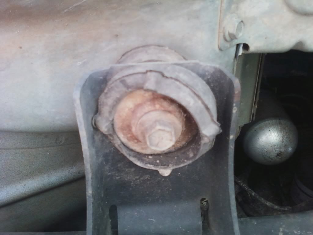 OEM Body Mount Bushings Need To Be Replaced - JeepForum.com