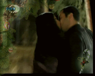 http://i294.photobucket.com/albums/mm119/a_beautiful_mindd/Gifs/th_Produce_7-new.gif