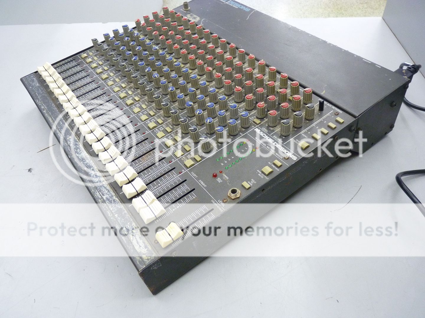 Mackie CR 1604 16 Channel Mic/Line Mixer CR1604  