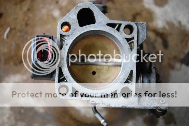Cleaning ford explorer throttle body