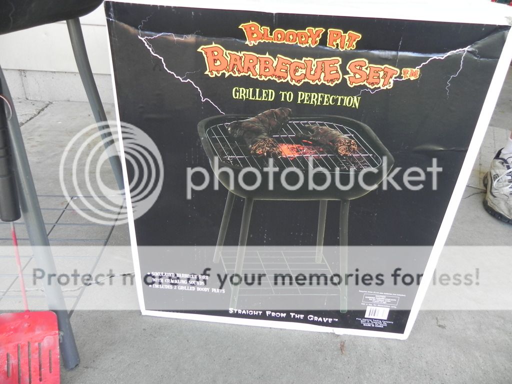 Halloween Prop Bloody Pit BBQ Grill Set EXTRAS Decoration